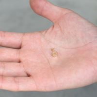 K10 ピースピアス / 片耳 / ピアス・イヤーカフ