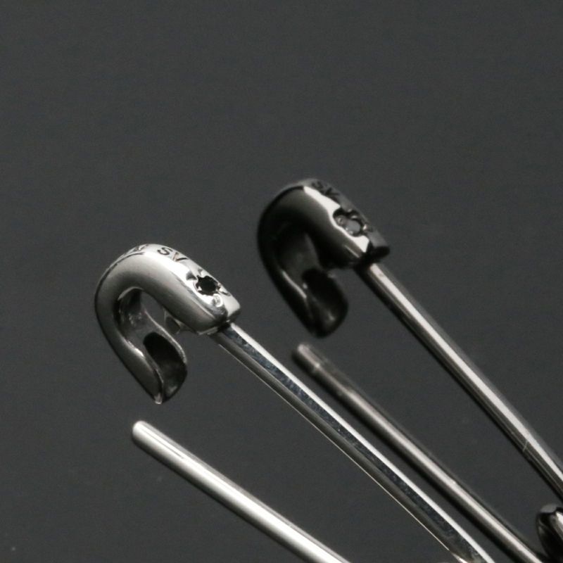 Pin Bee Earring | ha | za | ma (overseas)