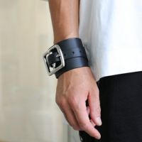 【美品】JAM  MADE レザーバングル 黒〈定価16,500円〉 Man ブラック レザー ブレスレット XEMB4100100RLXSB999 | Tods