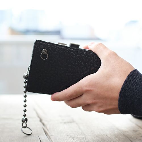 JIDWA12BK-BK)印傳-印伝屋二つ折り財布・がま札財布レオパード柄