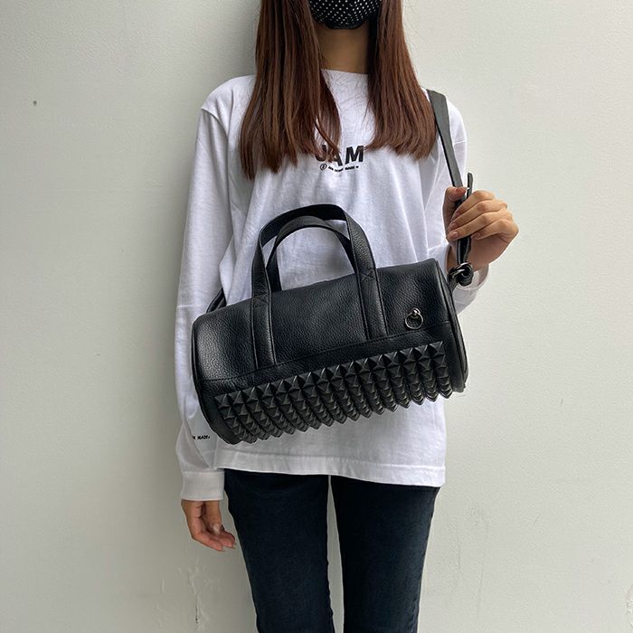 J-BG007)ENDUREレザースタッズ2WayドラムバッグショルダーバッグS