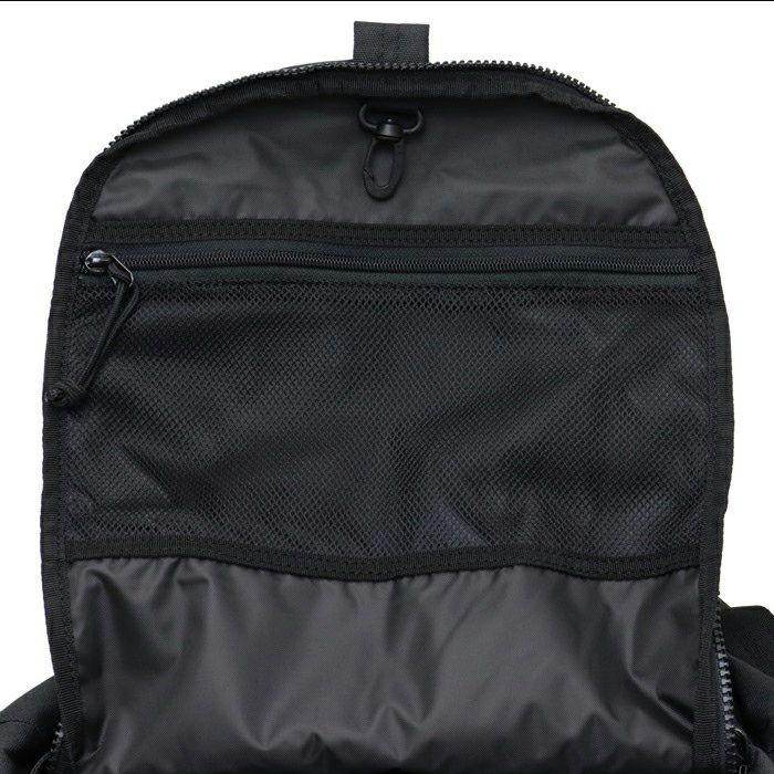 JNEBG05BK)NEWERA/ニューエラバースカラーデイパック 22L