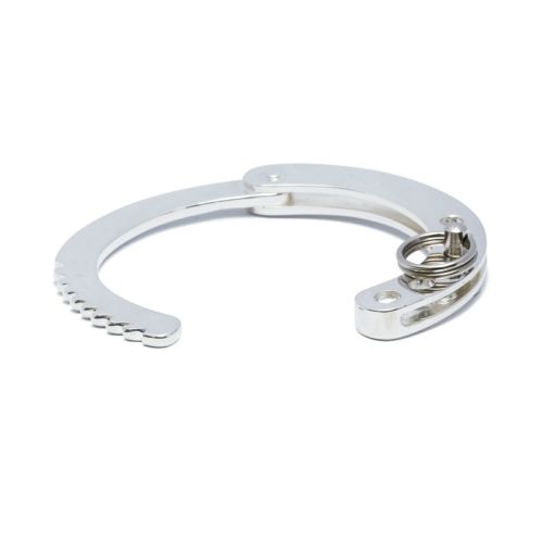 HANDCUFF（手錠） バングルの写真