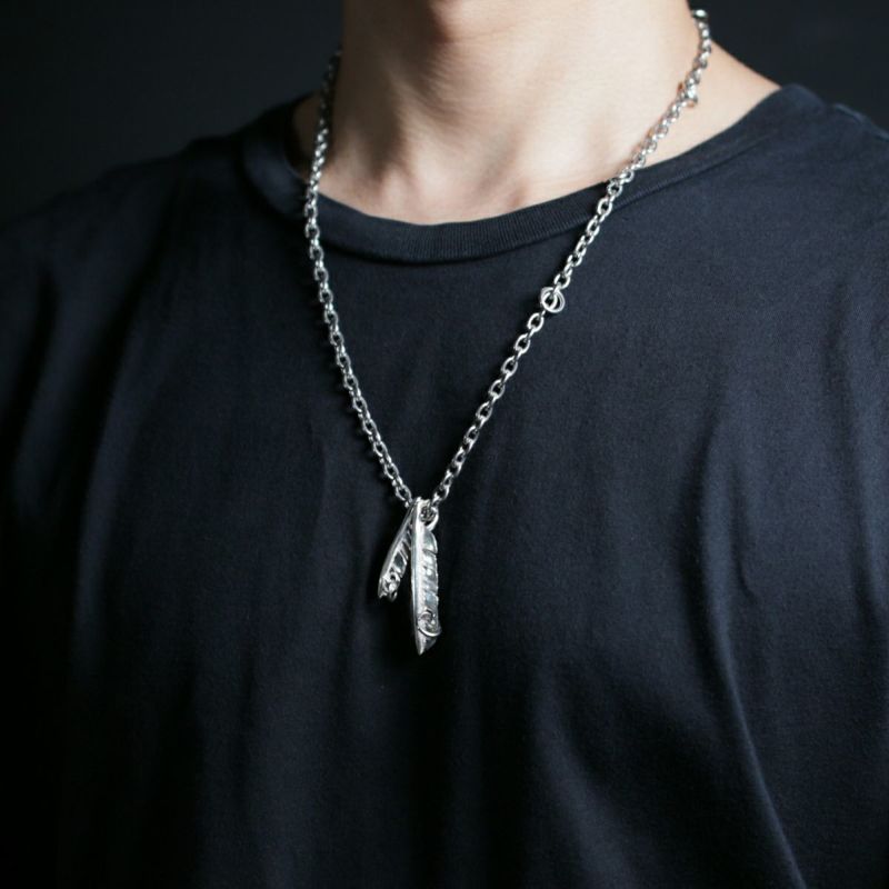 JNS1283)B77（バナナ） LEAF（葉っぱ） FEATHER（葉根） バナナ リー