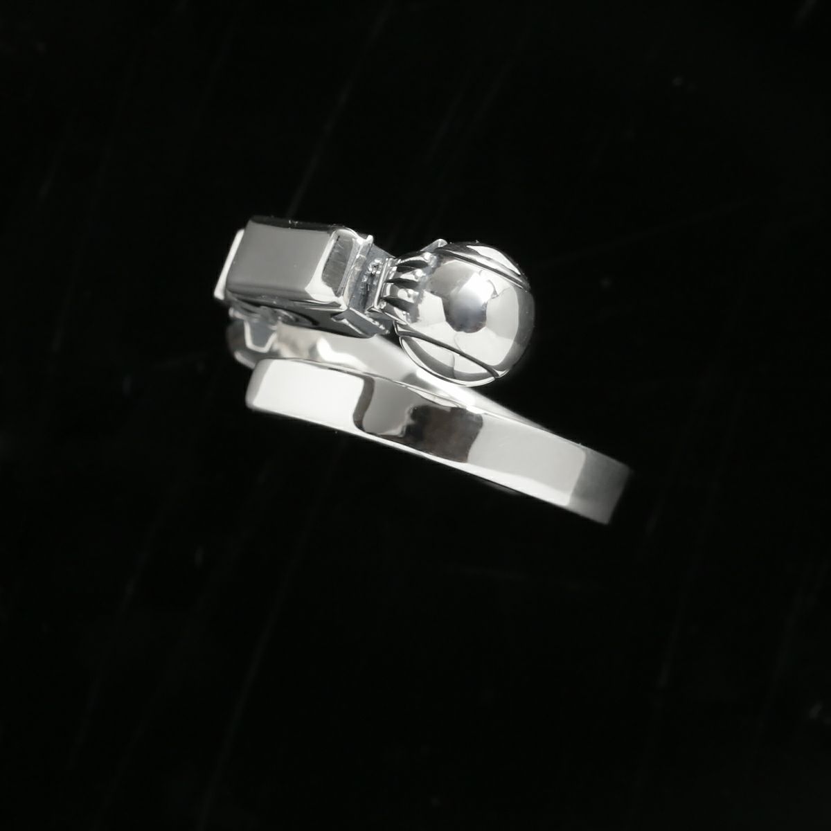 000000013332-06-l.jpg?t=