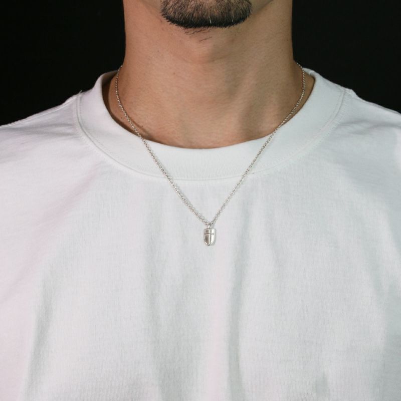 JWDNC98)眠れる森の美女 フィリップ王子の盾 ネックレス シルバー